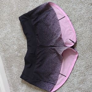 Lululemon size 8 black shorts with pink specs